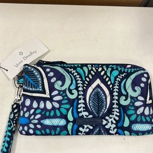 (NWT) Vera Bradley Wristlet